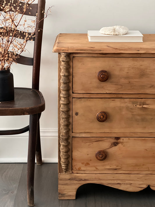 Antique Pine Chest of Drawers